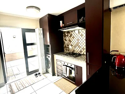 2 Bedroom Townhouse For Sale in Sandton - 1KtH.webp