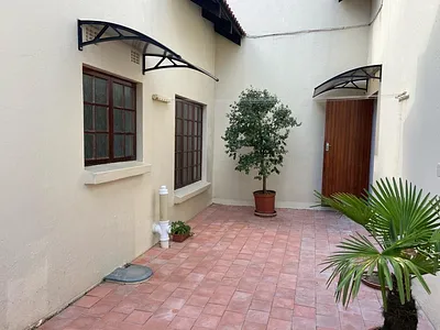 3 Bedroom Townhouse For Sale in Sandton - XDFV.webp