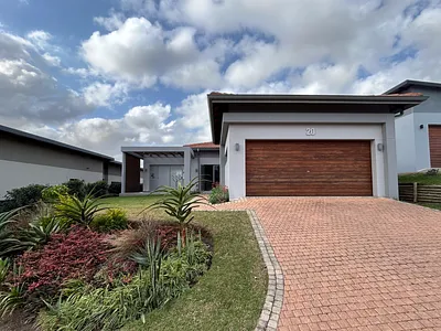 4 Bedroom House For Sale in Ballito - w6xD.webp