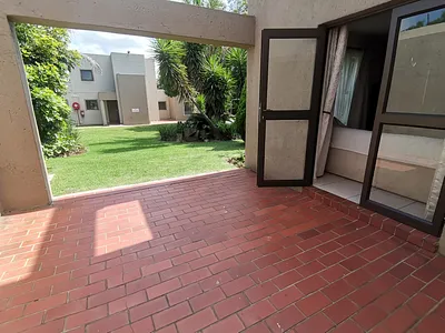 3 Bedroom Townhouse For Sale in Alberton - img