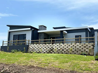 3 Bedroom House For Sale in Ballito - 8DAy.webp