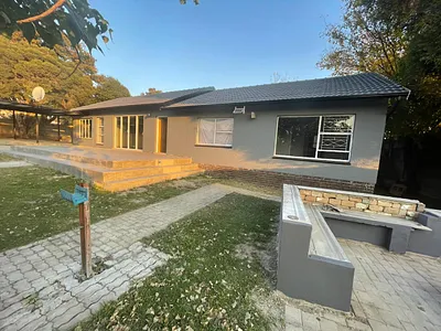 3 Bedroom House For Sale in Kempton Park - jrKf.webp