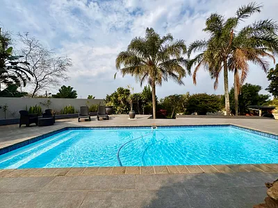 6 Bedroom House For Sale in Umhlanga - sX98.webp