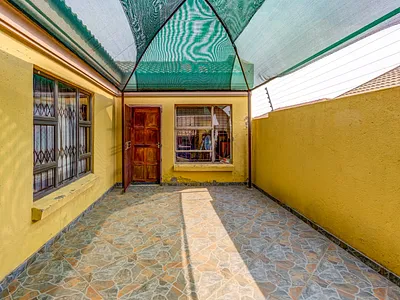 3 Bedroom House For Sale in Kempton Park - img