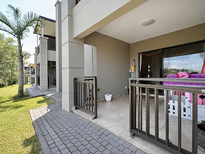 2 Bedroom Apartment For Sale in Ballito - lX28.webp