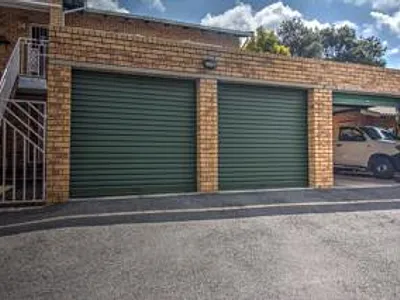 2 Bedroom Townhouse For Sale in Kempton Park - vn7O.webp