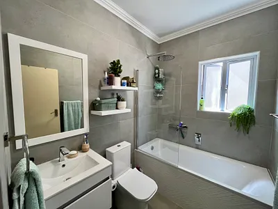 2 Bedroom Apartment For Sale in Ballito - 1bXp.webp
