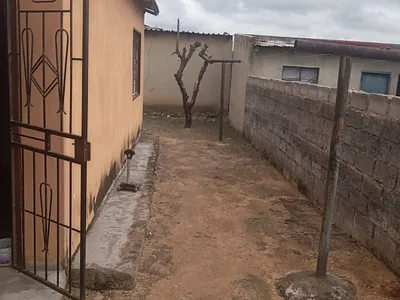 2 Bedroom House For Sale in Kempton Park - x8YC.webp