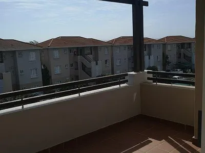 2 Bedroom Apartment For Sale in Ballito - v8wD.webp