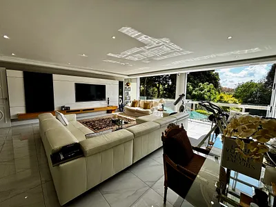 3 Bedroom Apartment For Sale in Johannesburg - img