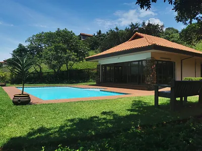 3 Bedroom Apartment For Sale in Ballito - fyD3.webp