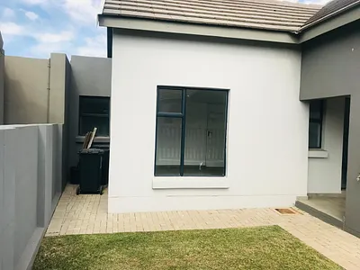 2 Bedroom Townhouse For Sale in Kempton Park - WA2R.webp