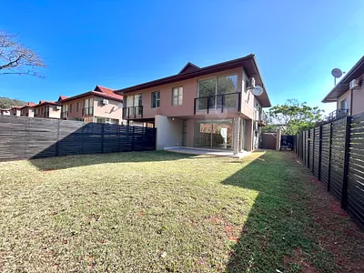 3 Bedroom Townhouse For Sale in Ballito - WQ1x.webp