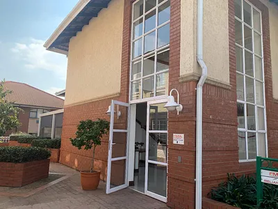 Commercial Property To Rent in Johannesburg - s67h.webp