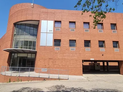 Commercial Property To Rent in Midrand - tjOp.webp