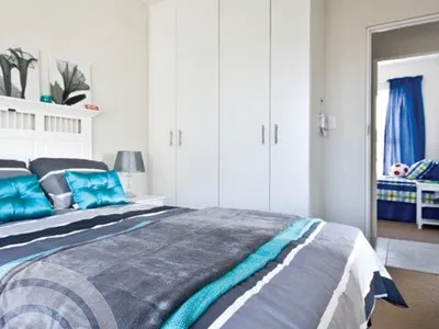 3 Bedroom Apartment To Rent in East London - img