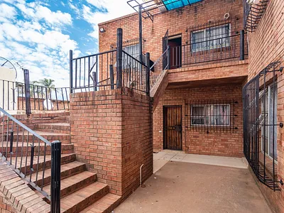 26 Bedroom House For Sale in Johannesburg - 2pAJ.webp