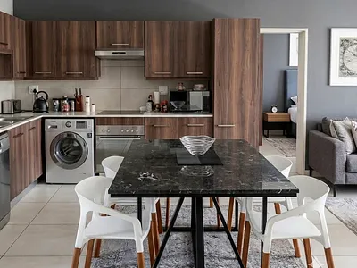 2 Bedroom Apartment For Sale in Sandton - img