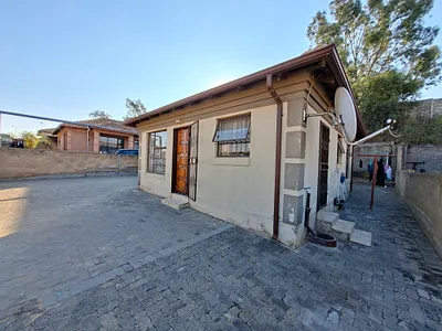 5 Bedroom House For Sale in Centurion - img