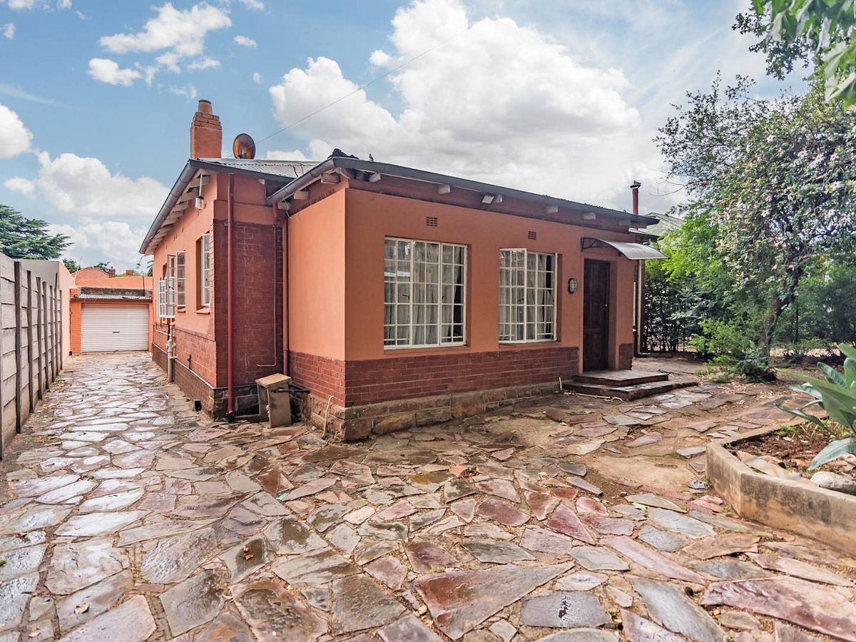 Property For Sale on Qwengo