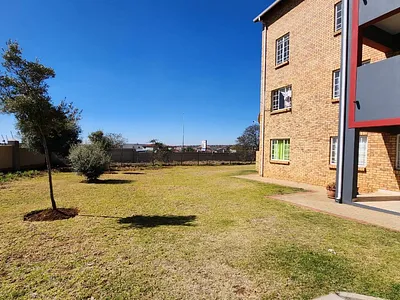 2 Bedroom Apartment For Sale in Centurion - cJUz.webp