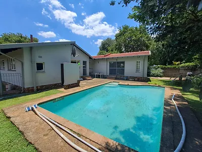 3 Bedroom House For Sale in Centurion - iWLq.webp