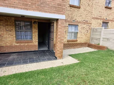 2 Bedroom Apartment For Sale in Centurion - iete.webp