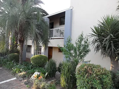2 Bedroom Townhouse For Sale in Johannesburg - HRxZ.webp