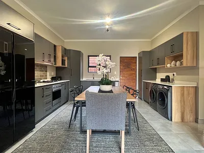 3 Bedroom Townhouse For Sale in Pretoria - giKZ.webp