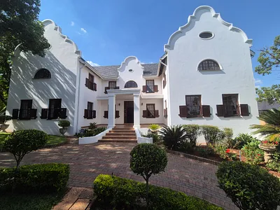 6 Bedroom House For Sale in Centurion - tSPf.webp