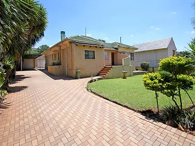 3 Bedroom House For Sale in Johannesburg - ST6R.webp