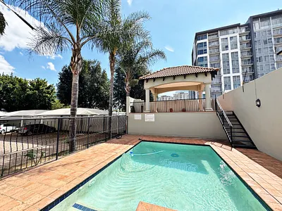 2 Bedroom Apartment For Sale in Sandton - 2TGY.webp