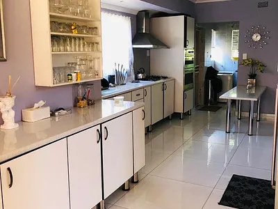 4 Bedroom House For Sale in Johannesburg - PTK7.webp