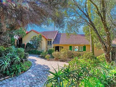 1 Bedroom Apartment To Rent in Sandton - Ye6k.webp