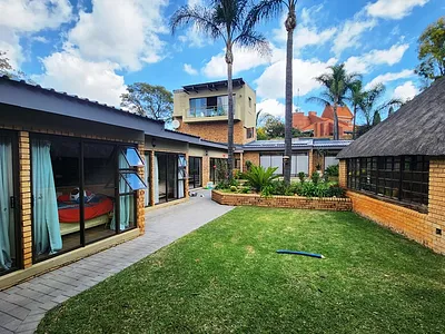 5 Bedroom House For Sale in Centurion - Vcoz.webp