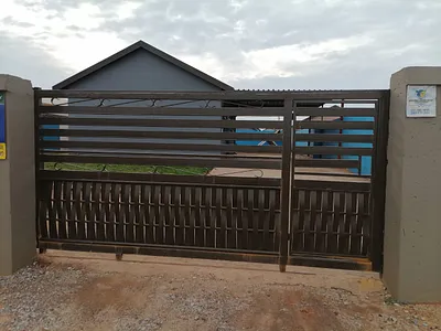 2 Bedroom House For Sale in Randfontein - Zgr0.webp