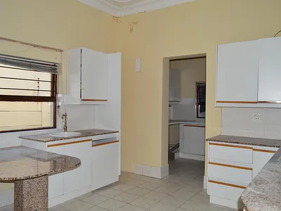 2 Bedroom House For Sale in Johannesburg - RIbt.webp
