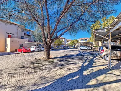 3 Bedroom Apartment For Sale in Roodepoort - sket.webp