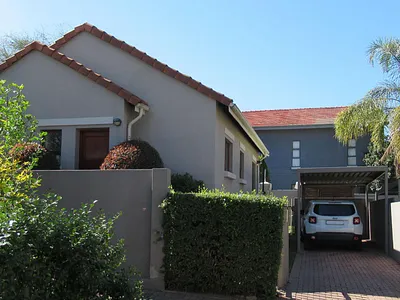2 Bedroom Townhouse For Sale in Randburg - OFGe.webp