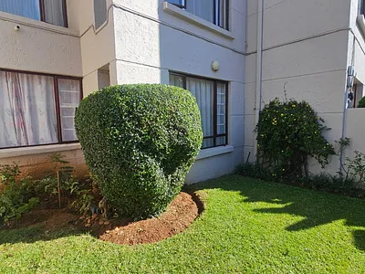 2 Bedroom Apartment For Sale in Sandton - 7n7s.webp