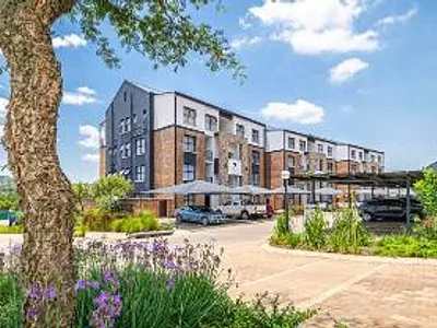 3 Bedroom Townhouse For Sale in Pretoria - bII5.webp