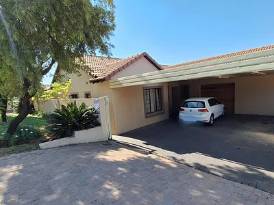 3 Bedroom House For Sale in Centurion - VcF6.webp