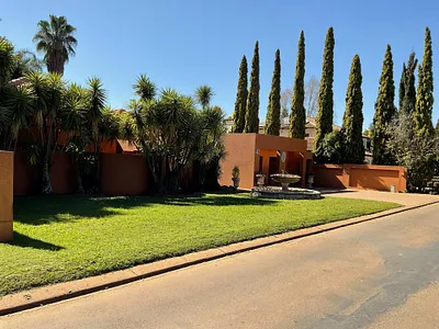 4 Bedroom House For Sale in Pretoria - XkWQ.webp