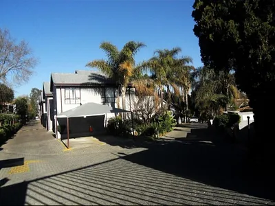 1 Bedroom Townhouse For Sale in Johannesburg - eMMC.webp