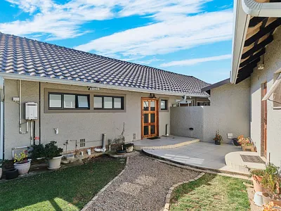 3 Bedroom House For Sale in Randburg - YVEE.webp