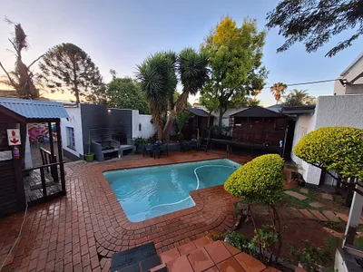 17 Bedroom House For Sale in Johannesburg - aAO9.webp