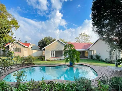 4 Bedroom House To Rent in Sandton - T0Bp.webp