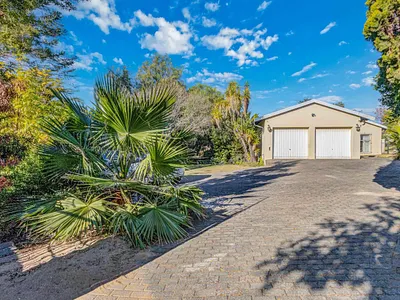 3 Bedroom House For Sale in Sandton - DJf3.webp
