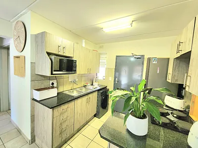 2 Bedroom Townhouse For Sale in Pretoria - wlrT.webp
