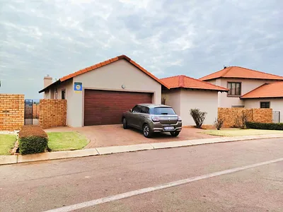 3 Bedroom House For Sale in Centurion - G1jP.webp